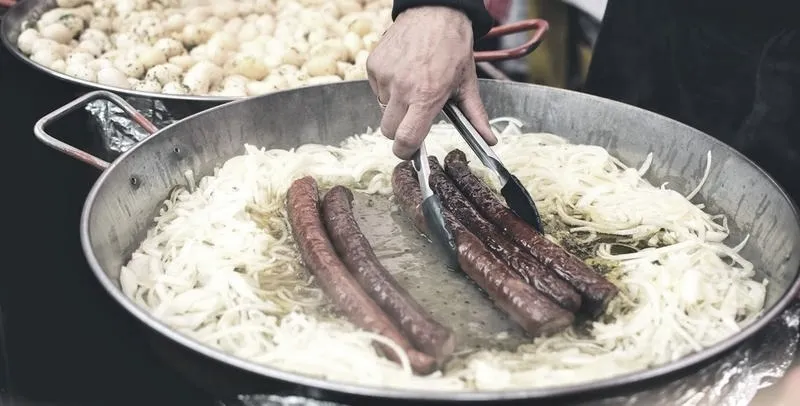 Ile kosztuje kuchnia w Niemczech? Ceny mebli, montażu i wyposażenia
