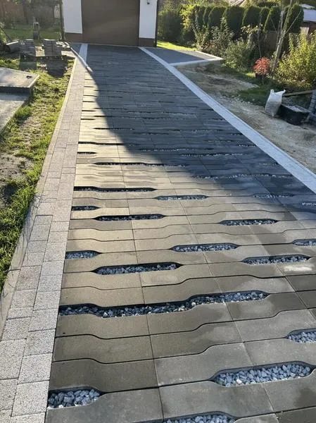 Układanie kostki brukowej